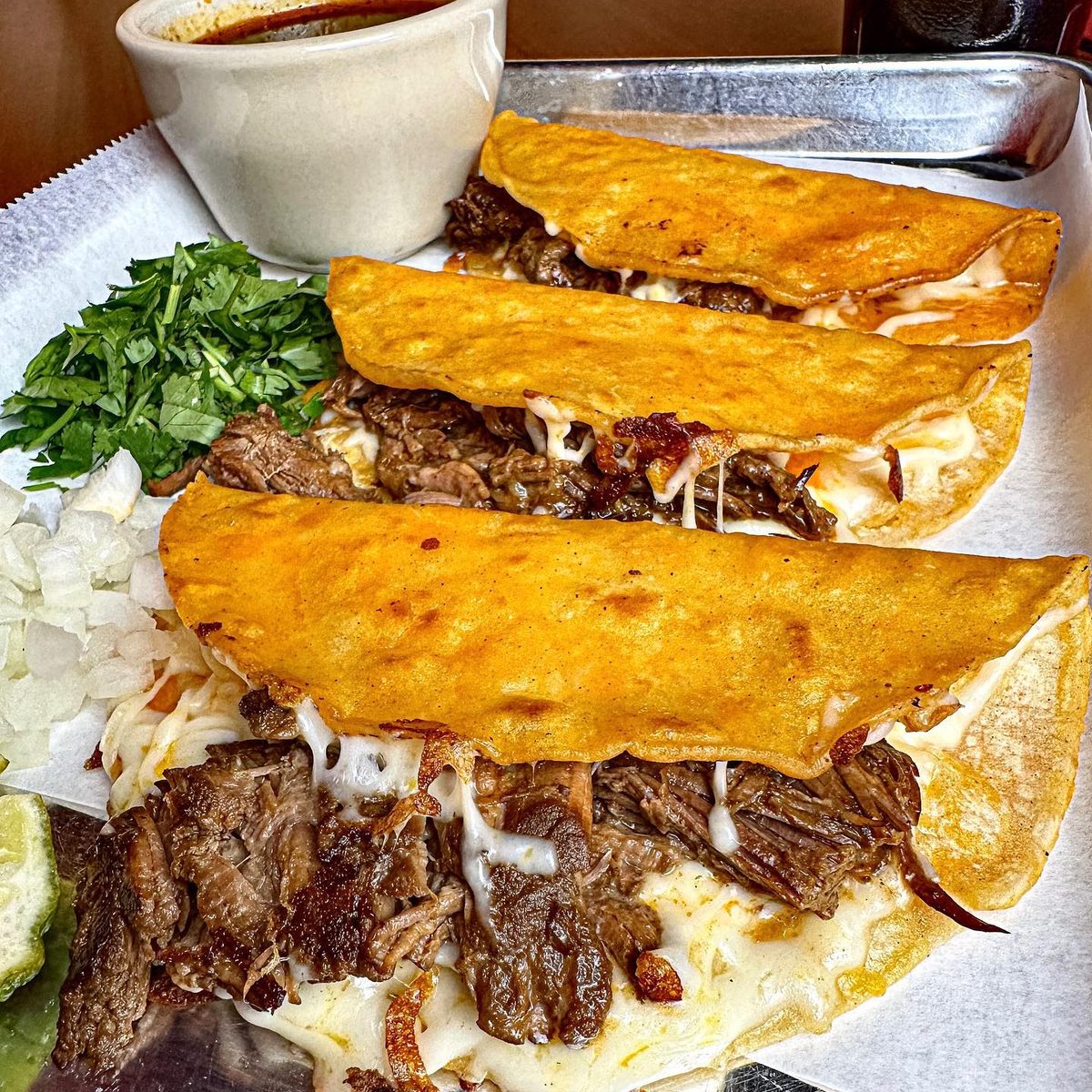 Birria quesa-tacos